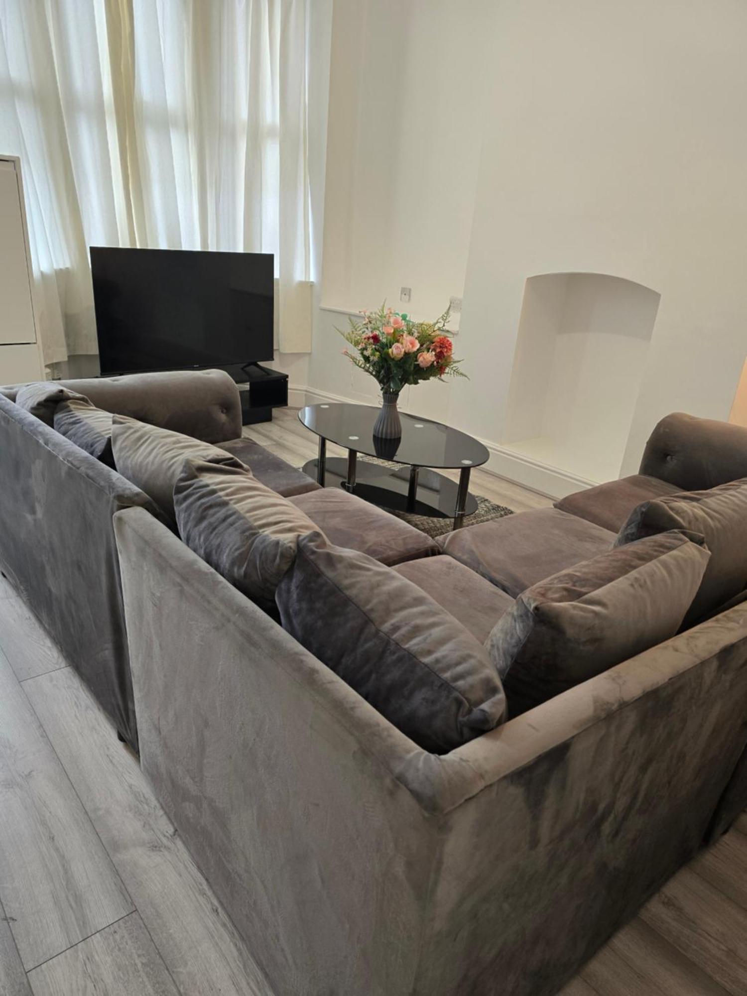 Realwood Homes นอตติงแฮม ภายนอก รูปภาพ